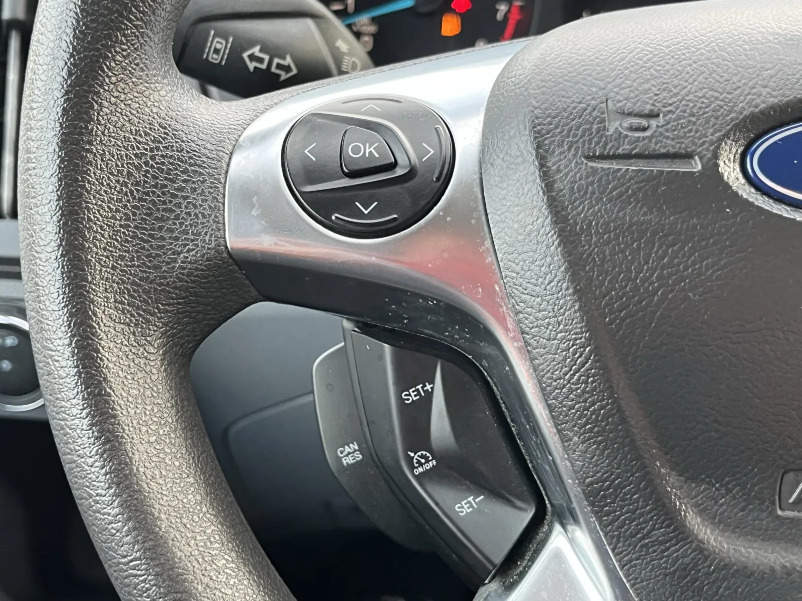 Ford Transit photo 20