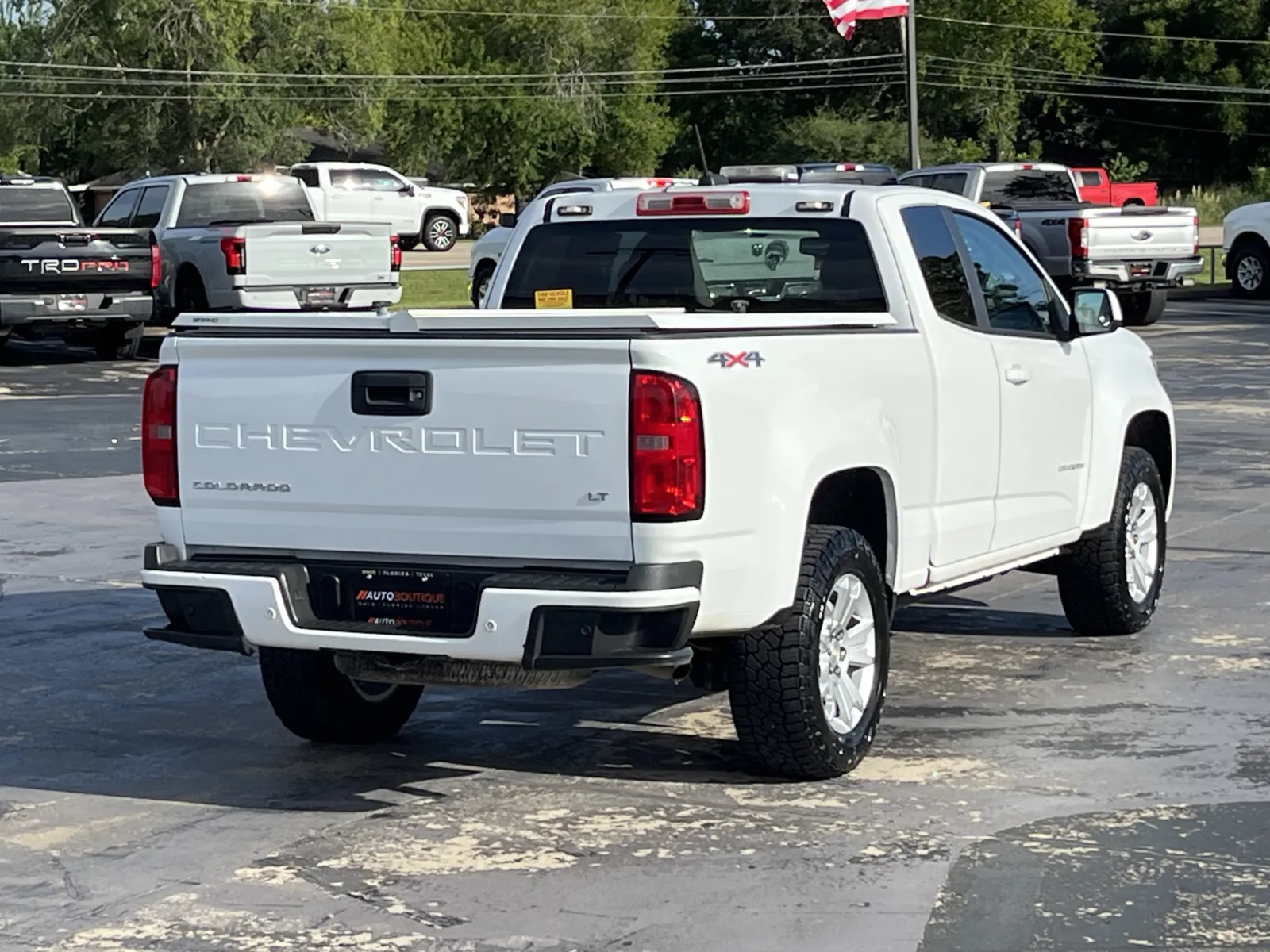 Chevrolet Colorado photo 8