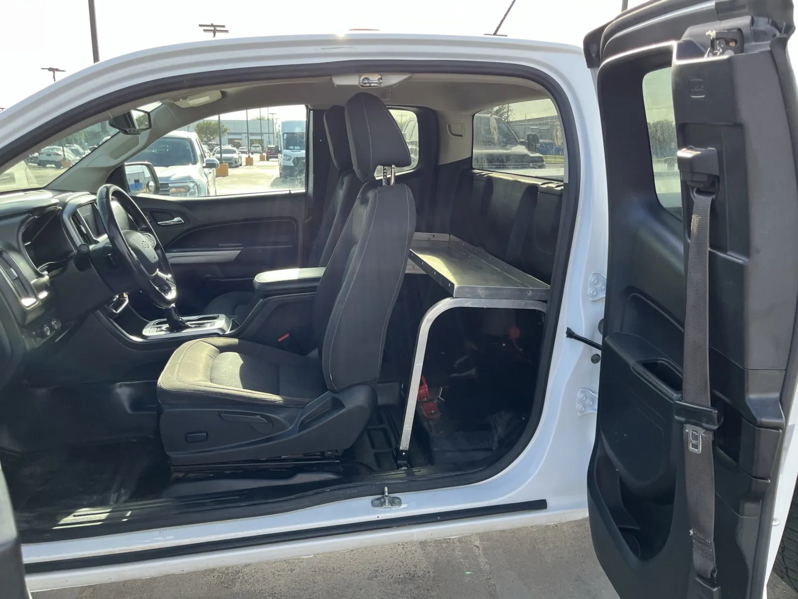 Chevrolet Colorado photo 27