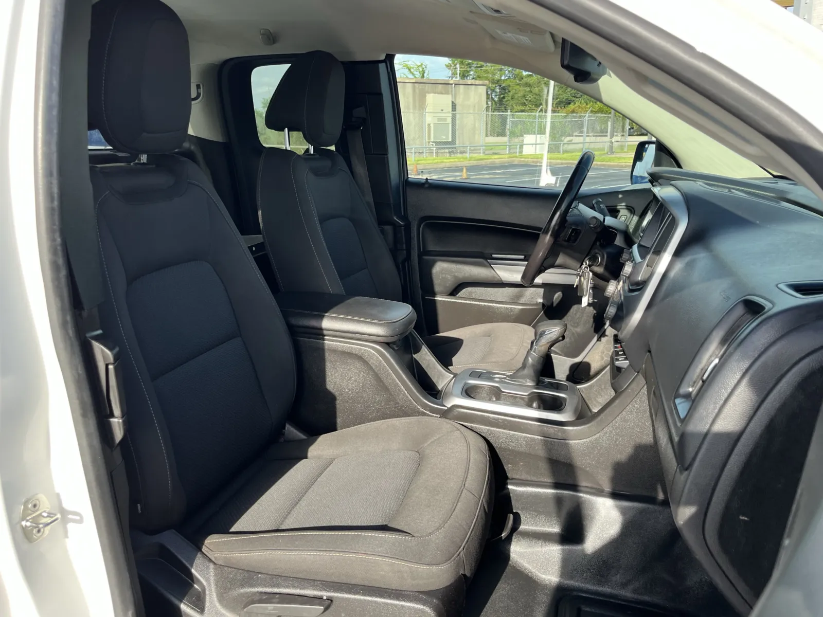 Chevrolet Colorado photo 26