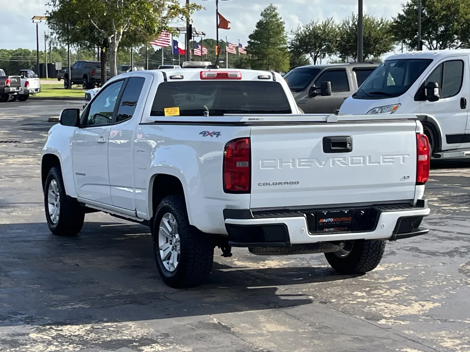 Chevrolet Colorado photo 9