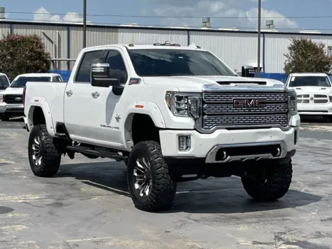Another view of 2020 GMC Sierra 2500 HD Denali for sale in Alvin, TX at Auto Boutique Texas