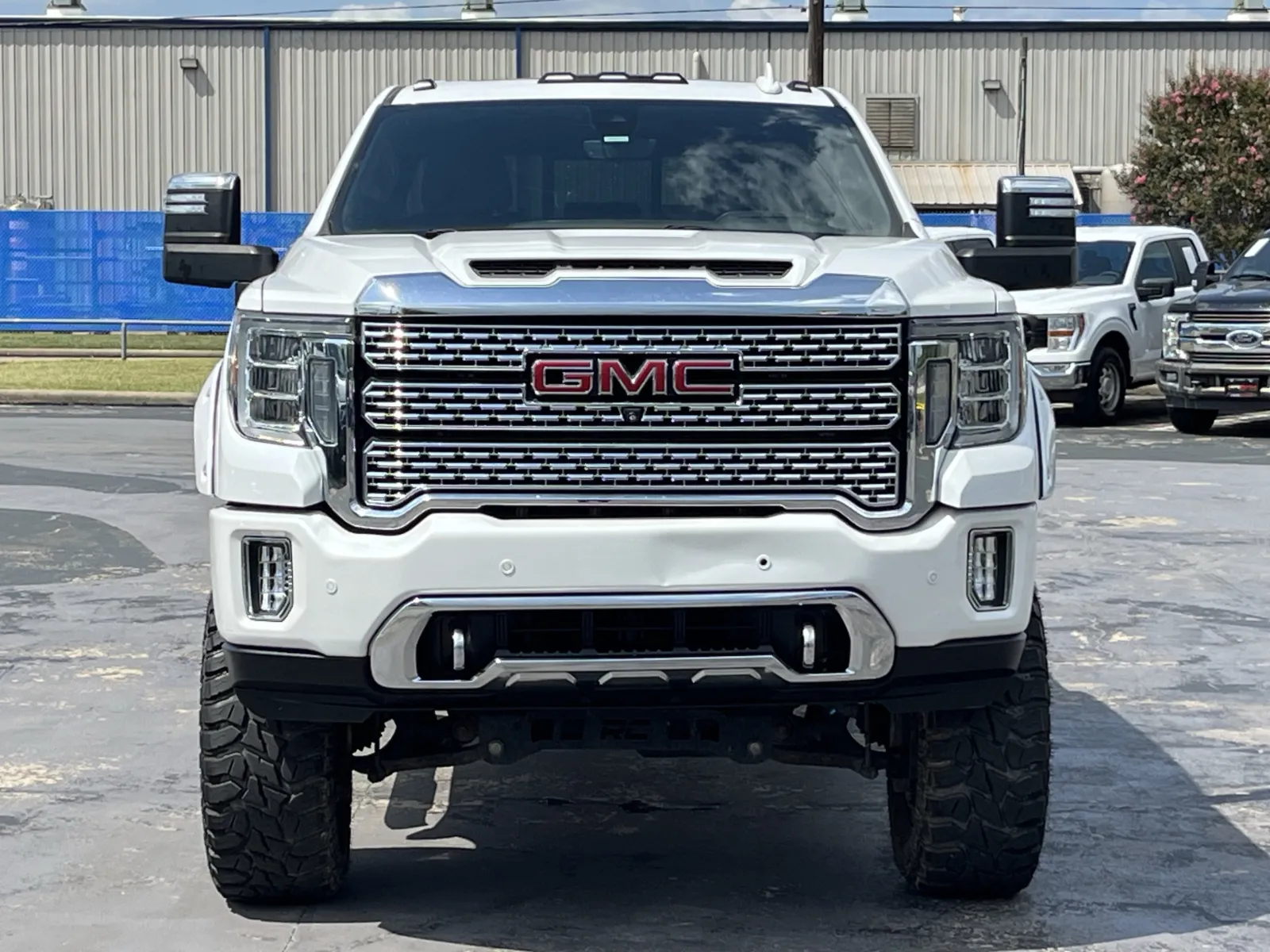 GMC Sierra photo 4