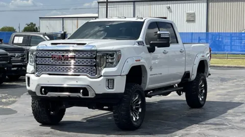 White 2020 GMC Sierra 2500 HD Denali for sale in Alvin, TX