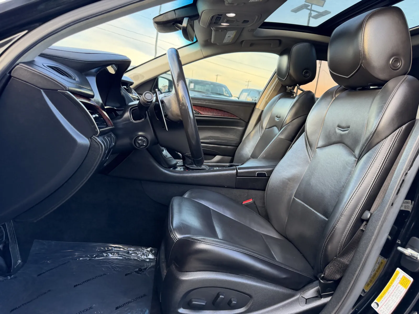 Cadillac CTS photo 19