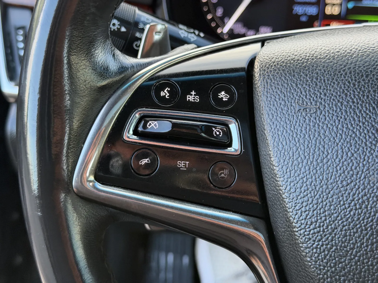 Cadillac CTS photo 8