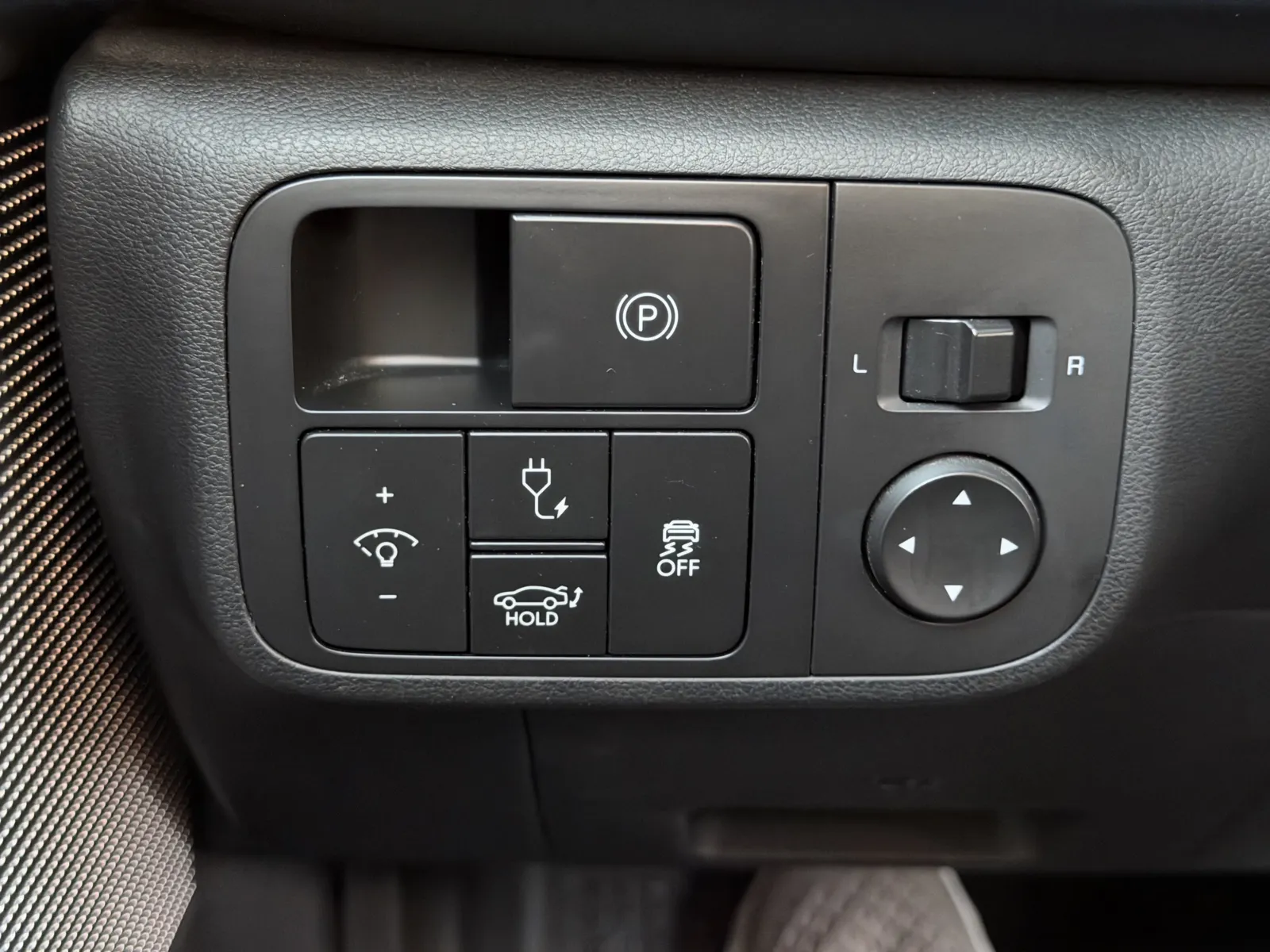 Hyundai Ioniq 6 photo 22