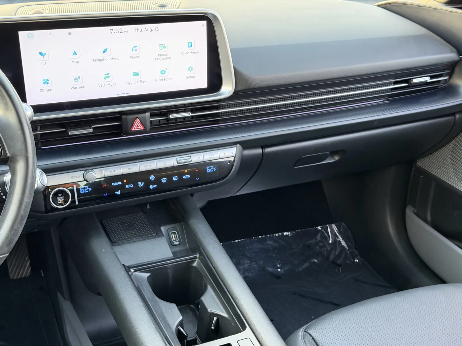 Hyundai Ioniq 6 photo 17