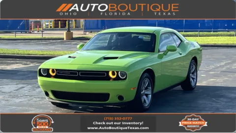 Green 2019 Dodge Challenger SXT for sale in Alvin, TX