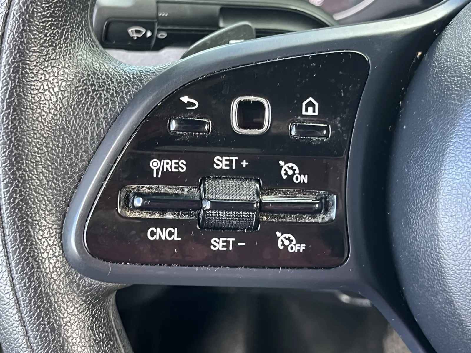 Mercedes-Benz Sprinter photo 16