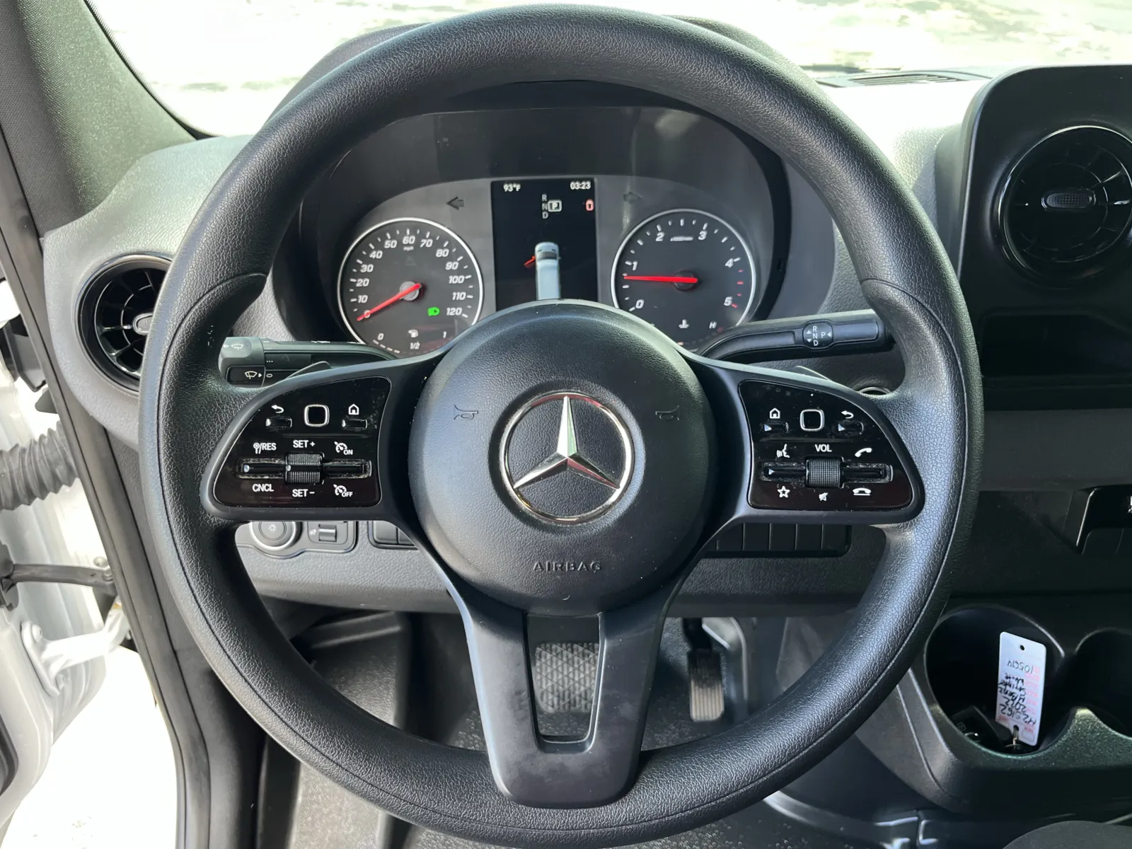 Mercedes-Benz Sprinter photo 15