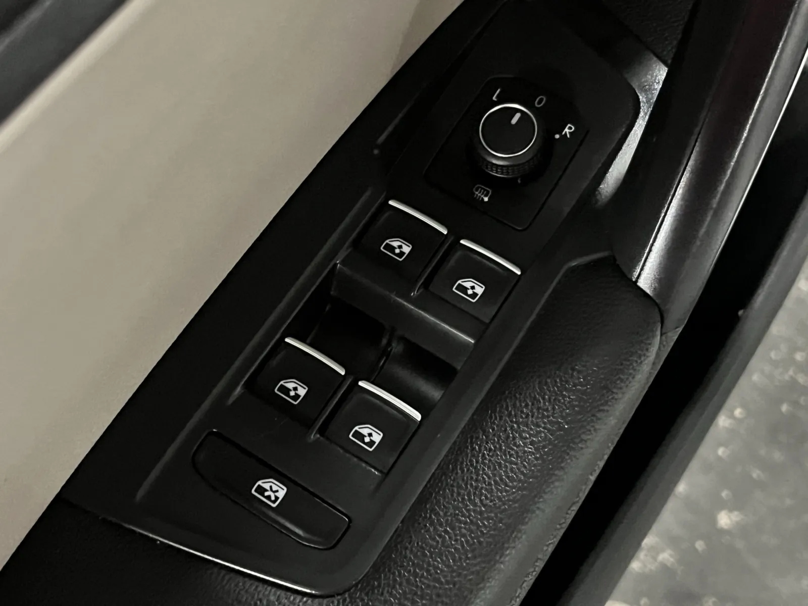 Volkswagen Tiguan photo 26
