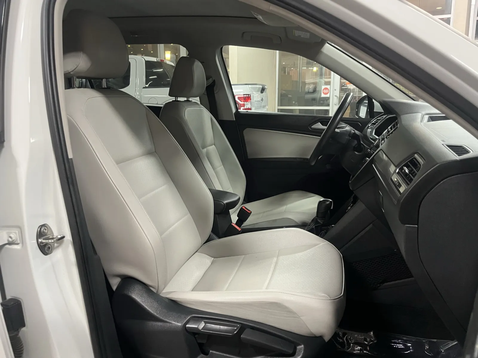 Volkswagen Tiguan photo 30