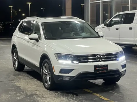 Photos of 2021 Volkswagen Tiguan SEL for sale in Alvin, TX at Auto Boutique Texas
