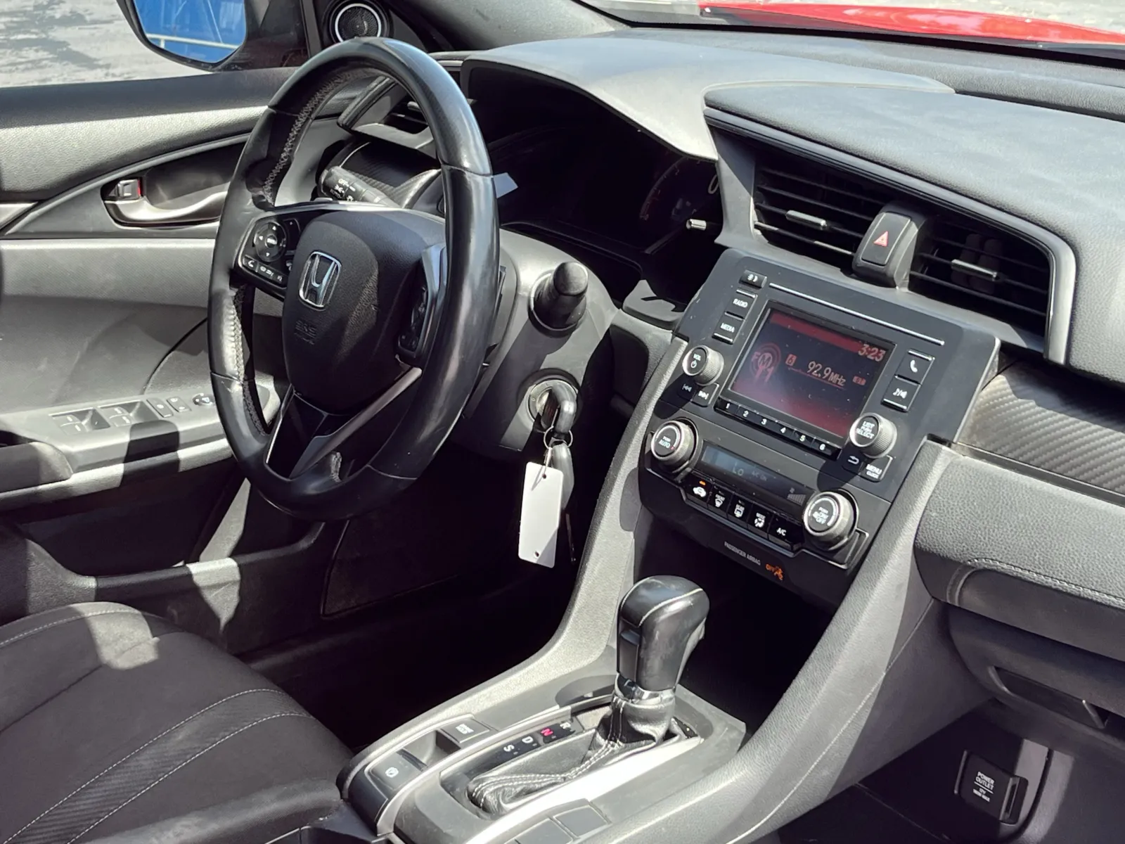 Honda Civic photo 13