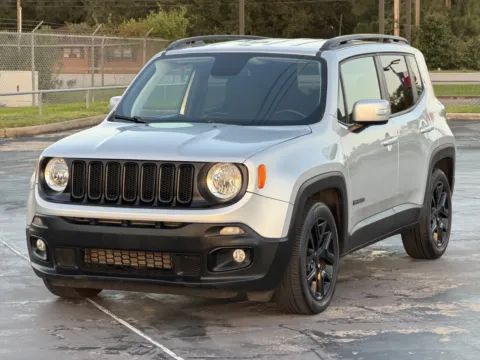 More photos of 2018 Jeep Renegade Altitude at Auto Boutique Texas, TX