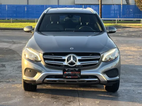 More photos of 2018 Mercedes-Benz GLC 350e at Auto Boutique Texas, TX
