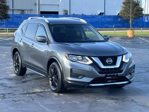 Another view of 2020 Nissan Rogue SV for sale in Alvin, TX at Auto Boutique Texas