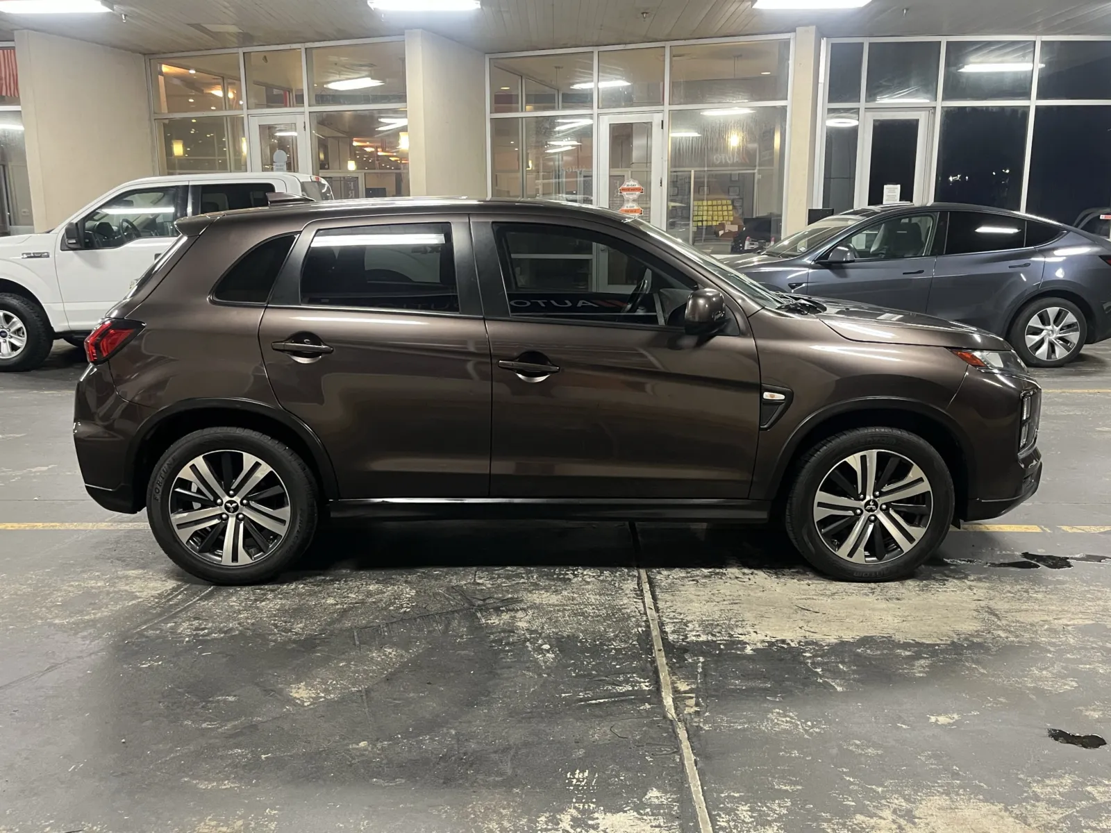 Mitsubishi Outlander Sport photo 10