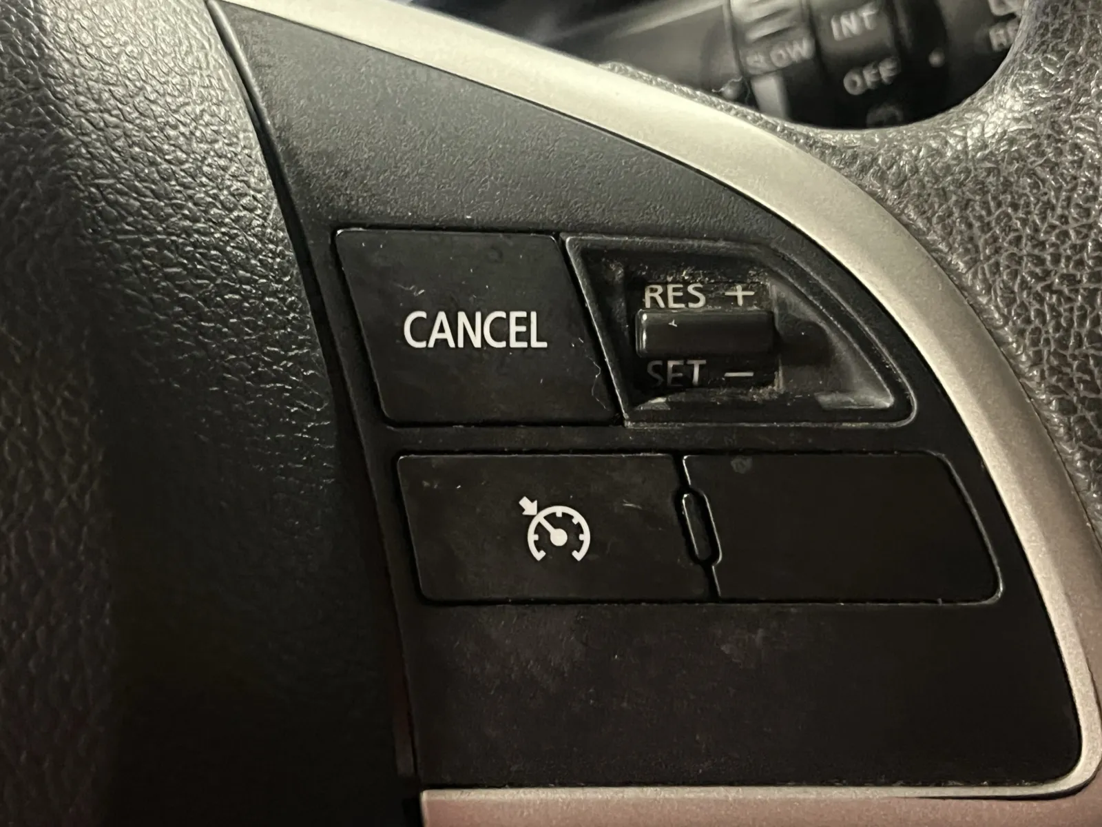 Mitsubishi Outlander Sport photo 19