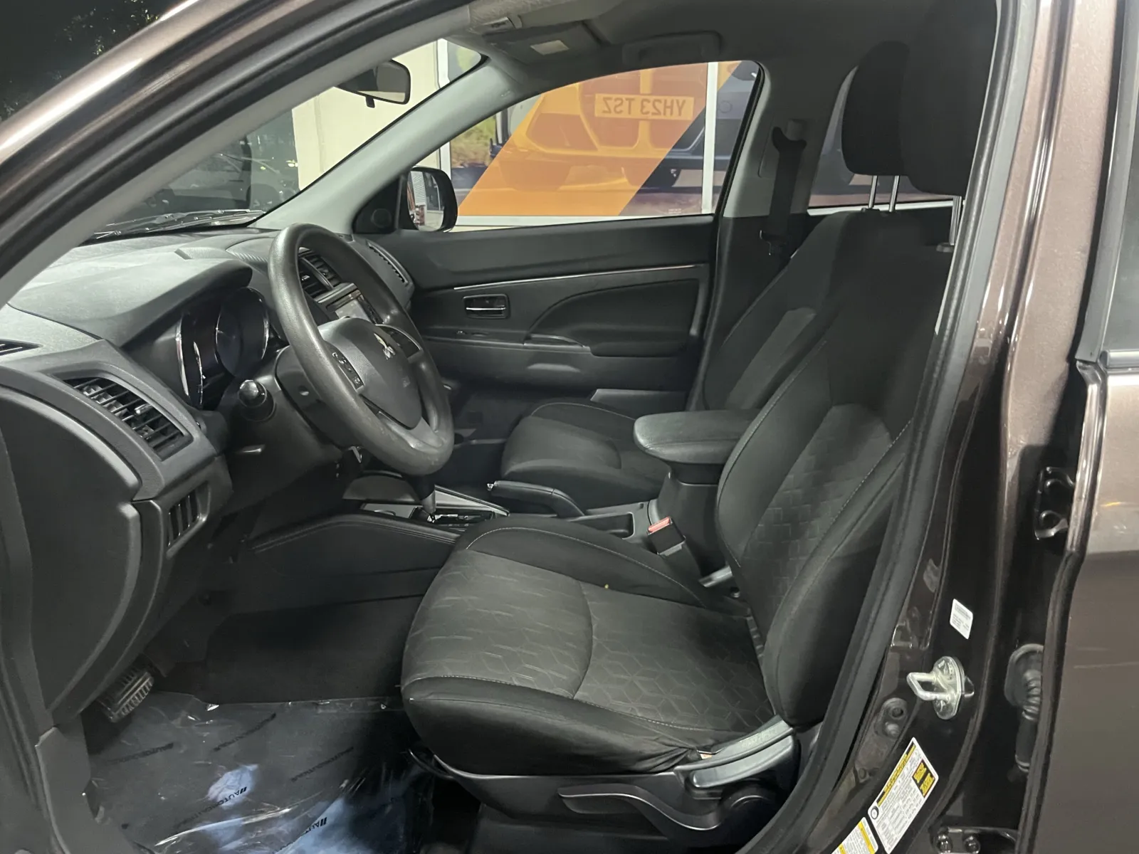 Mitsubishi Outlander Sport photo 24