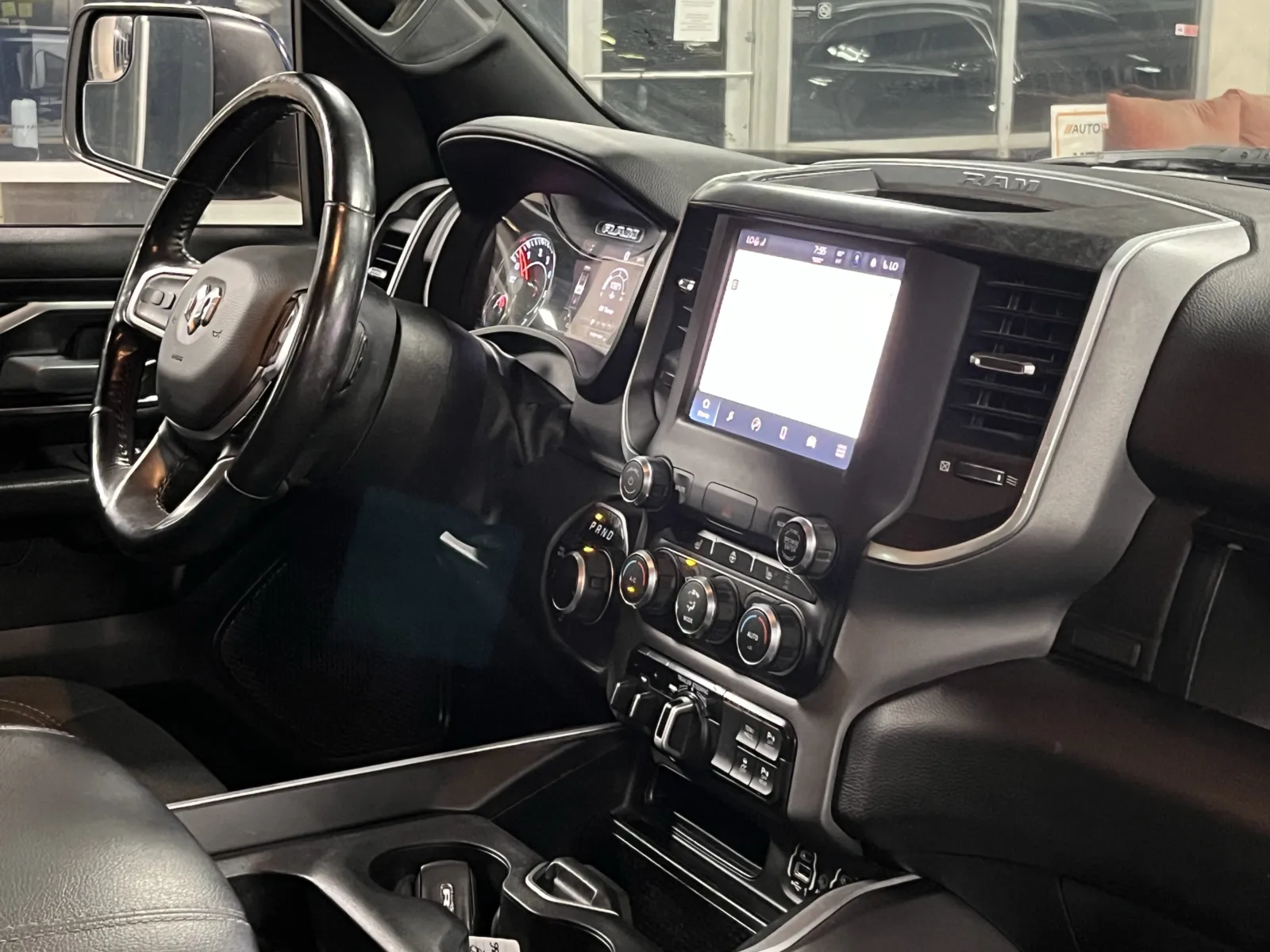 Ram 1500 photo 13