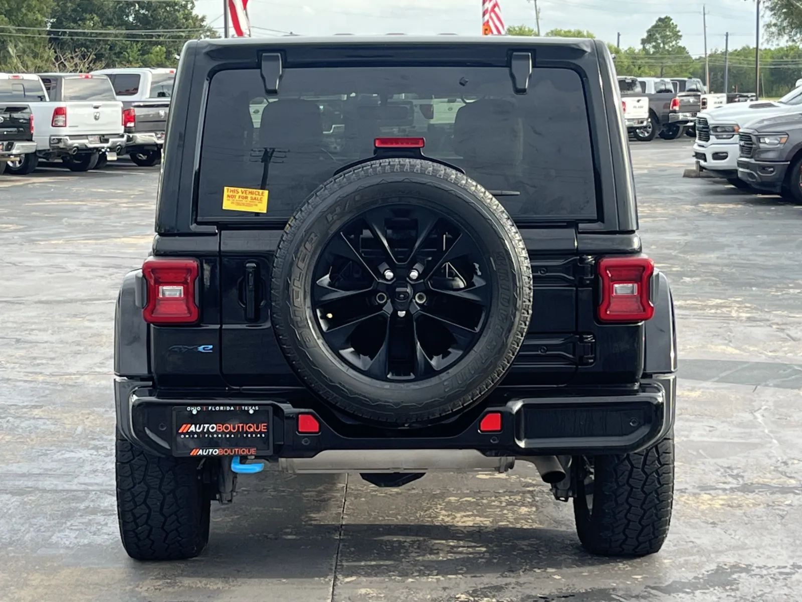 Jeep Wrangler photo 7