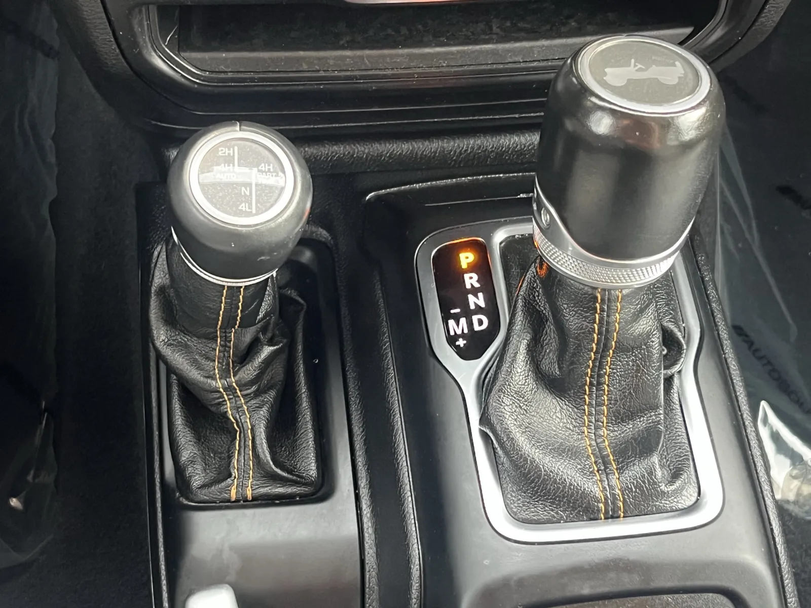 Jeep Wrangler photo 21