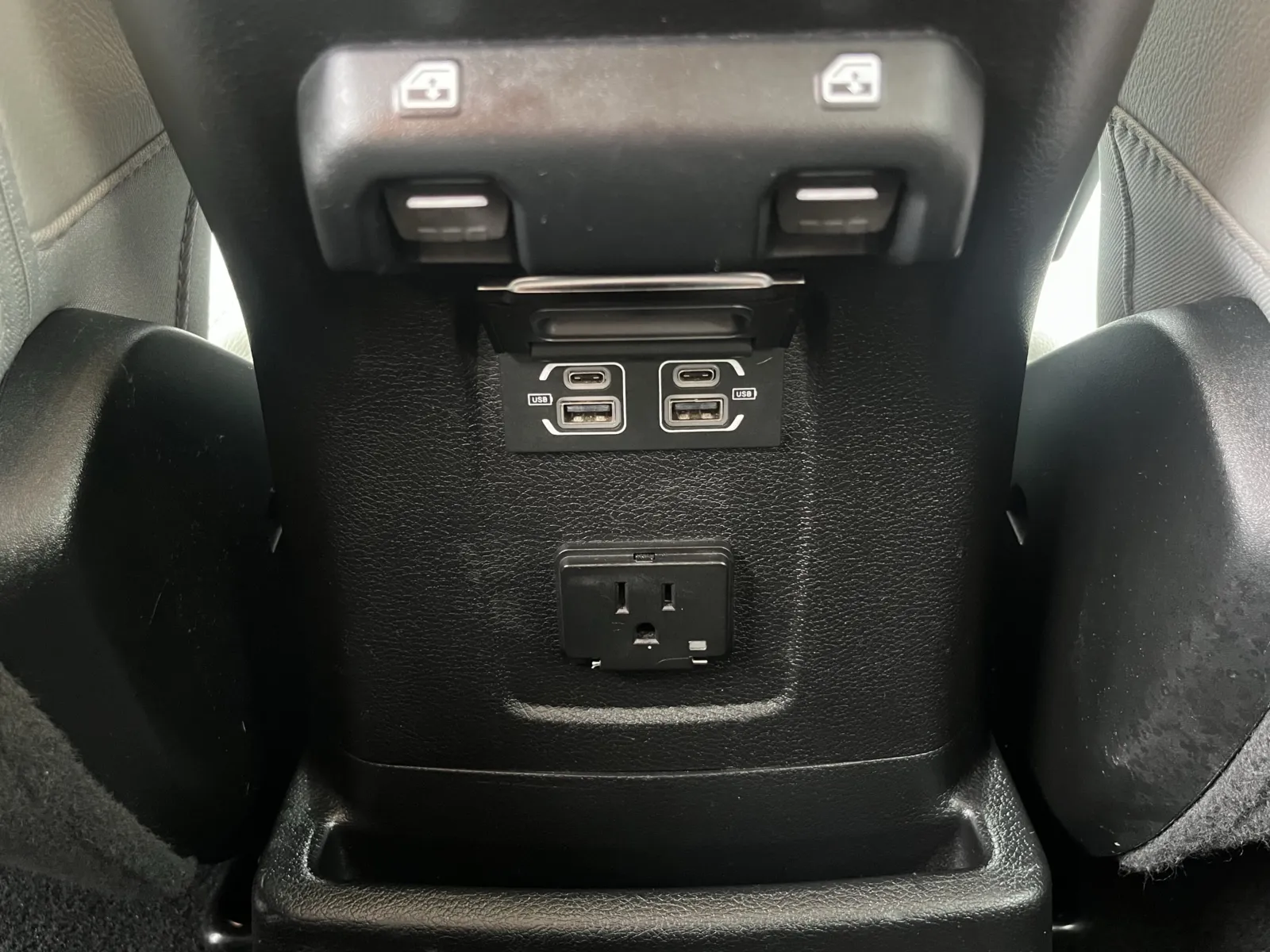Jeep Wrangler photo 24