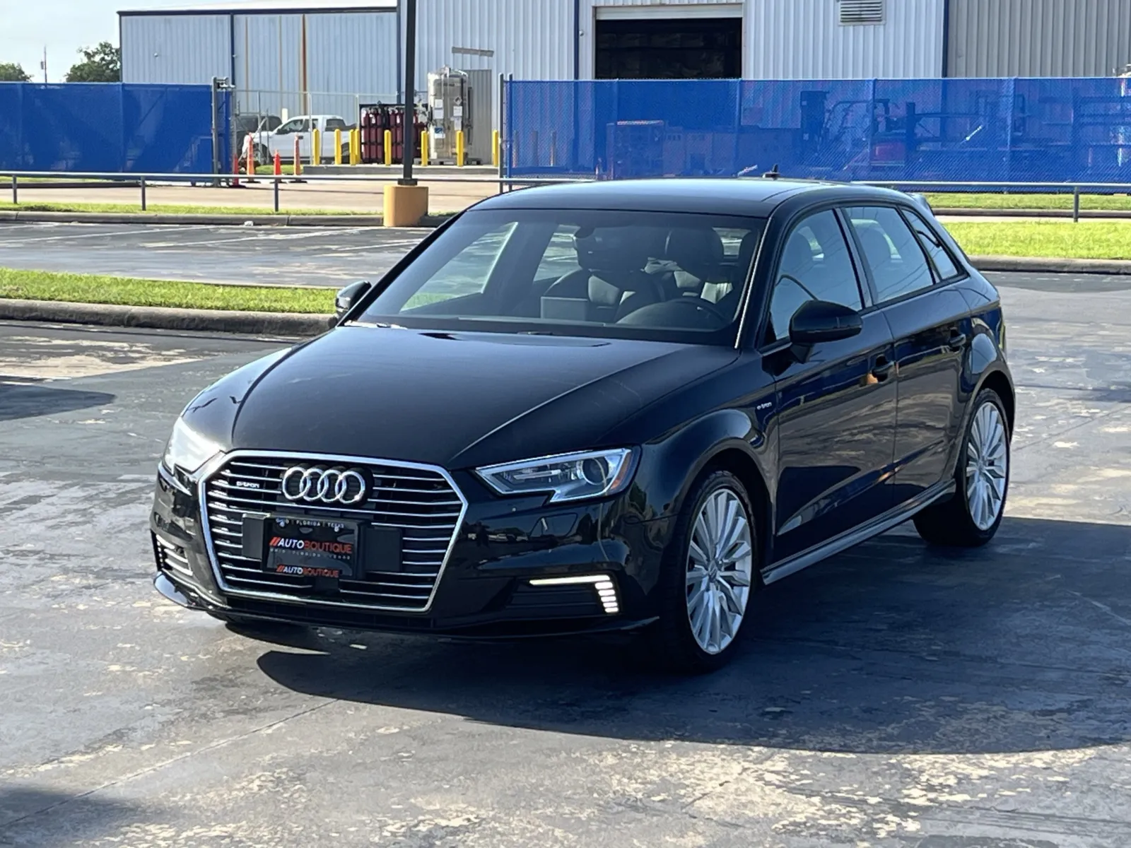 Audi A3 photo 2