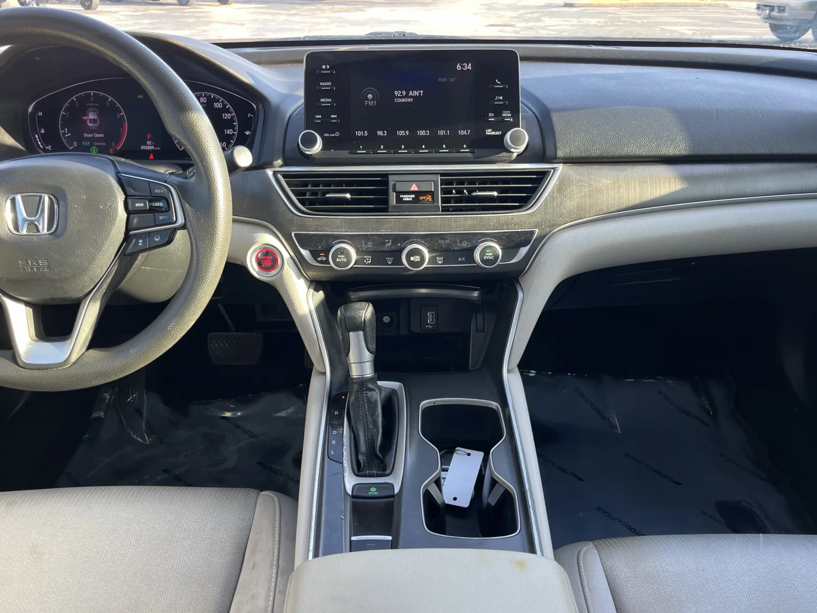 Honda Accord photo 21