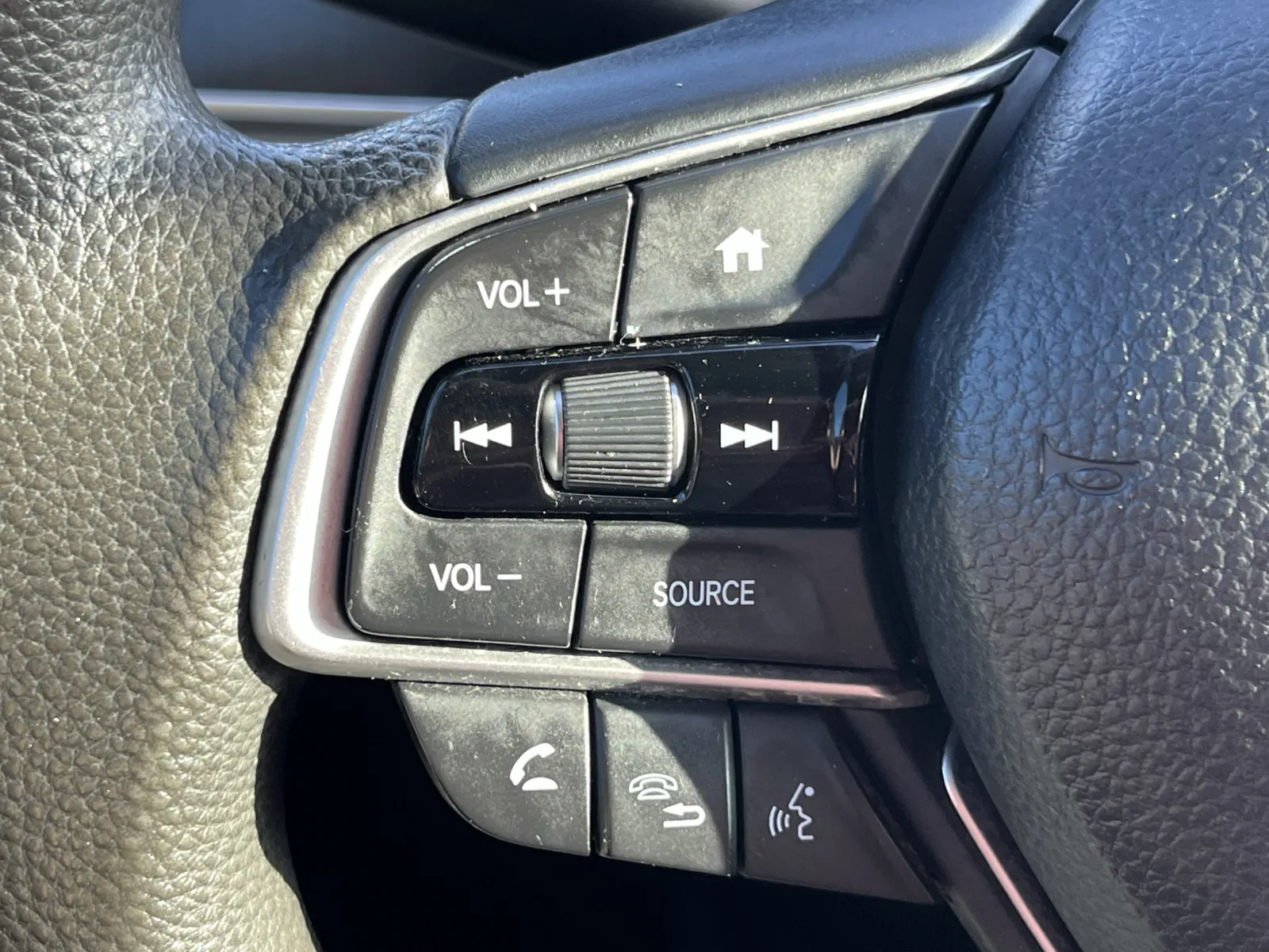 Honda Accord photo 16