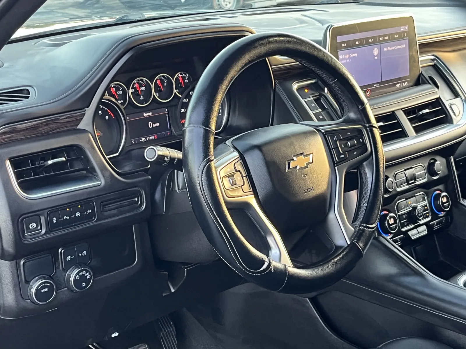 Chevrolet Tahoe photo 12