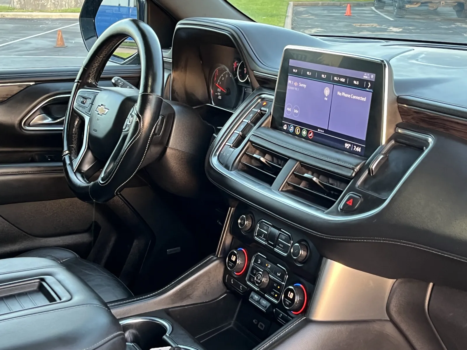 Chevrolet Tahoe photo 13