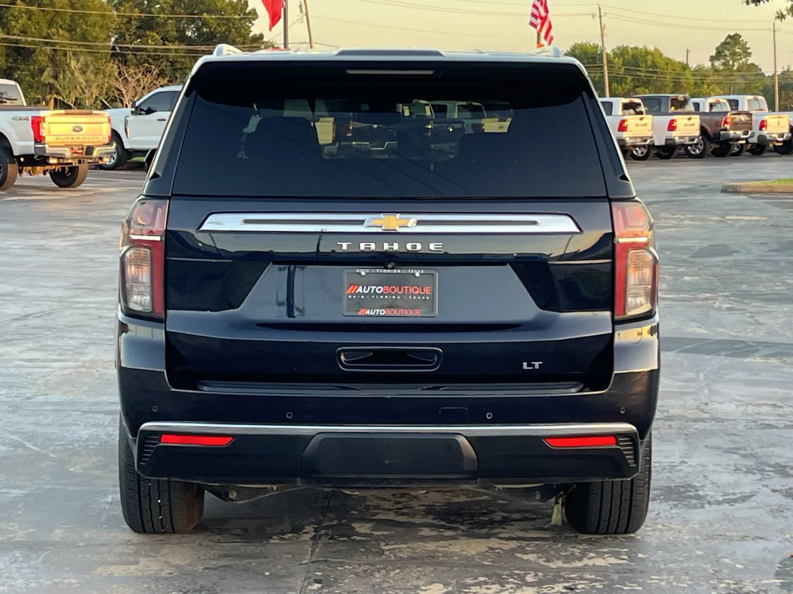 Chevrolet Tahoe photo 8