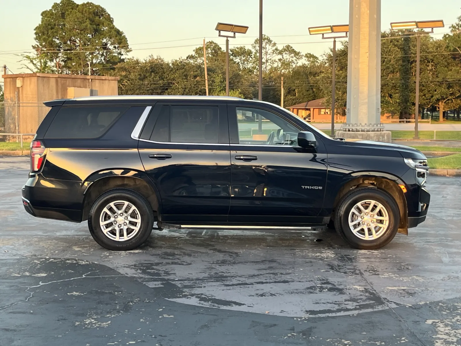 Chevrolet Tahoe photo 11