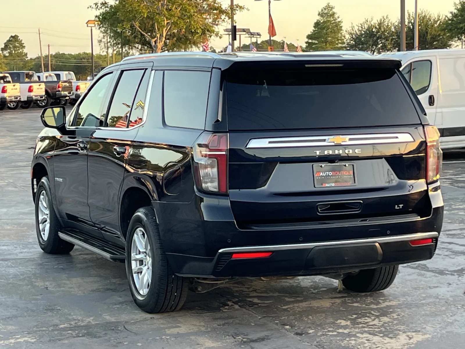 Chevrolet Tahoe photo 10