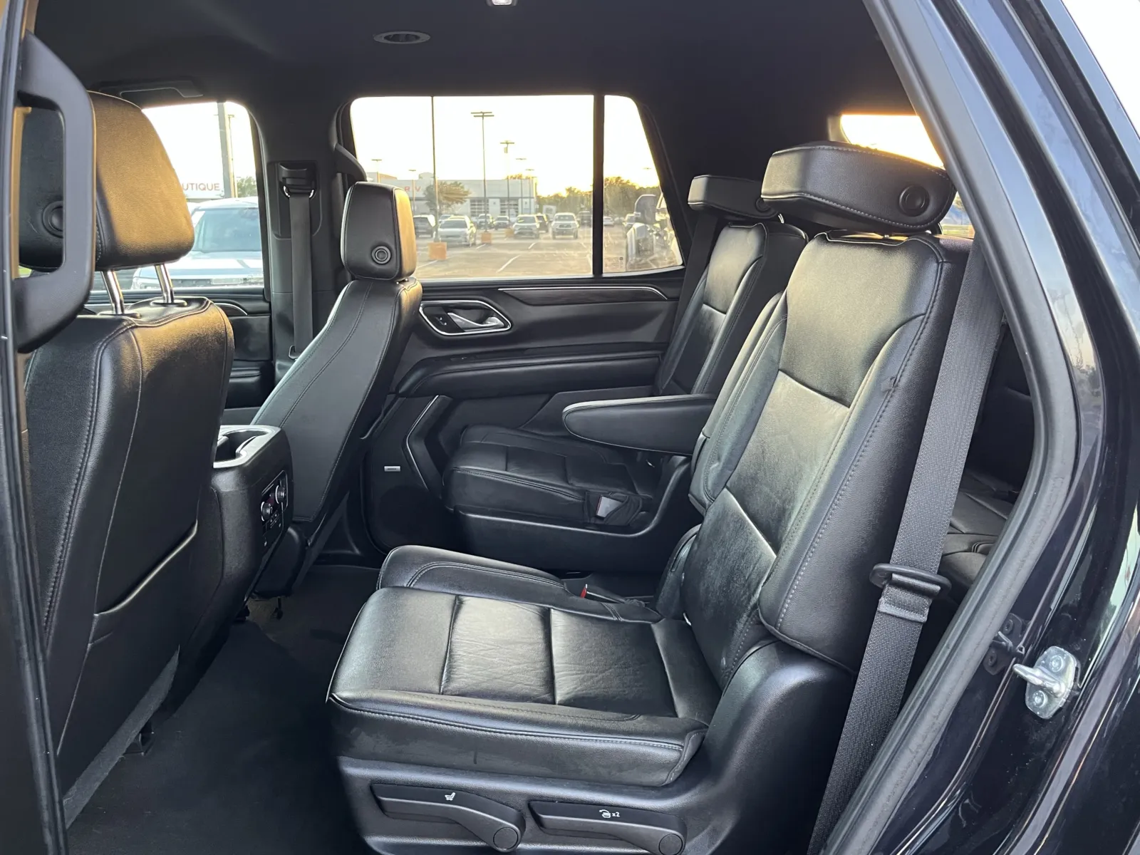 Chevrolet Tahoe photo 28