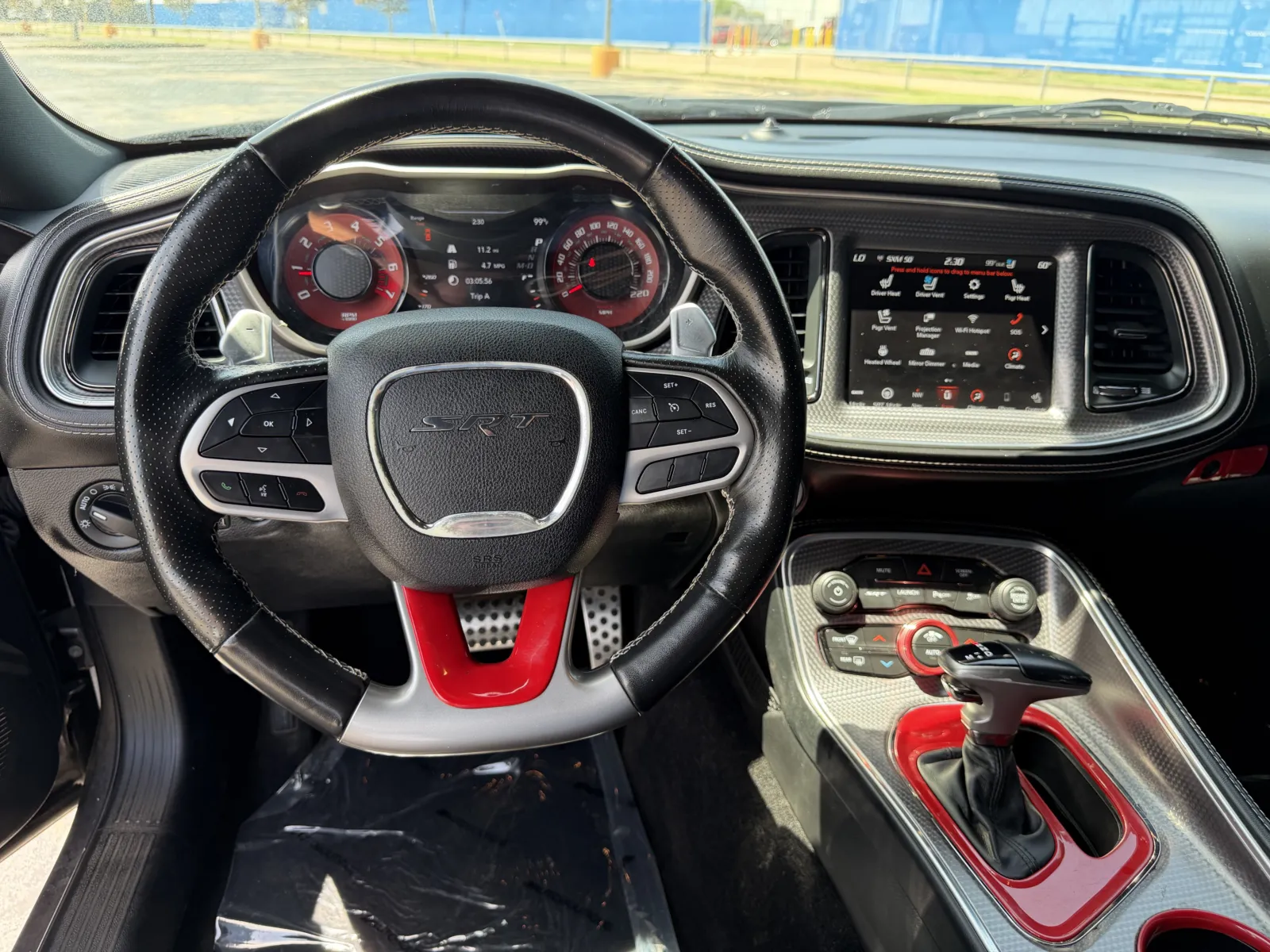 Dodge Challenger photo 24