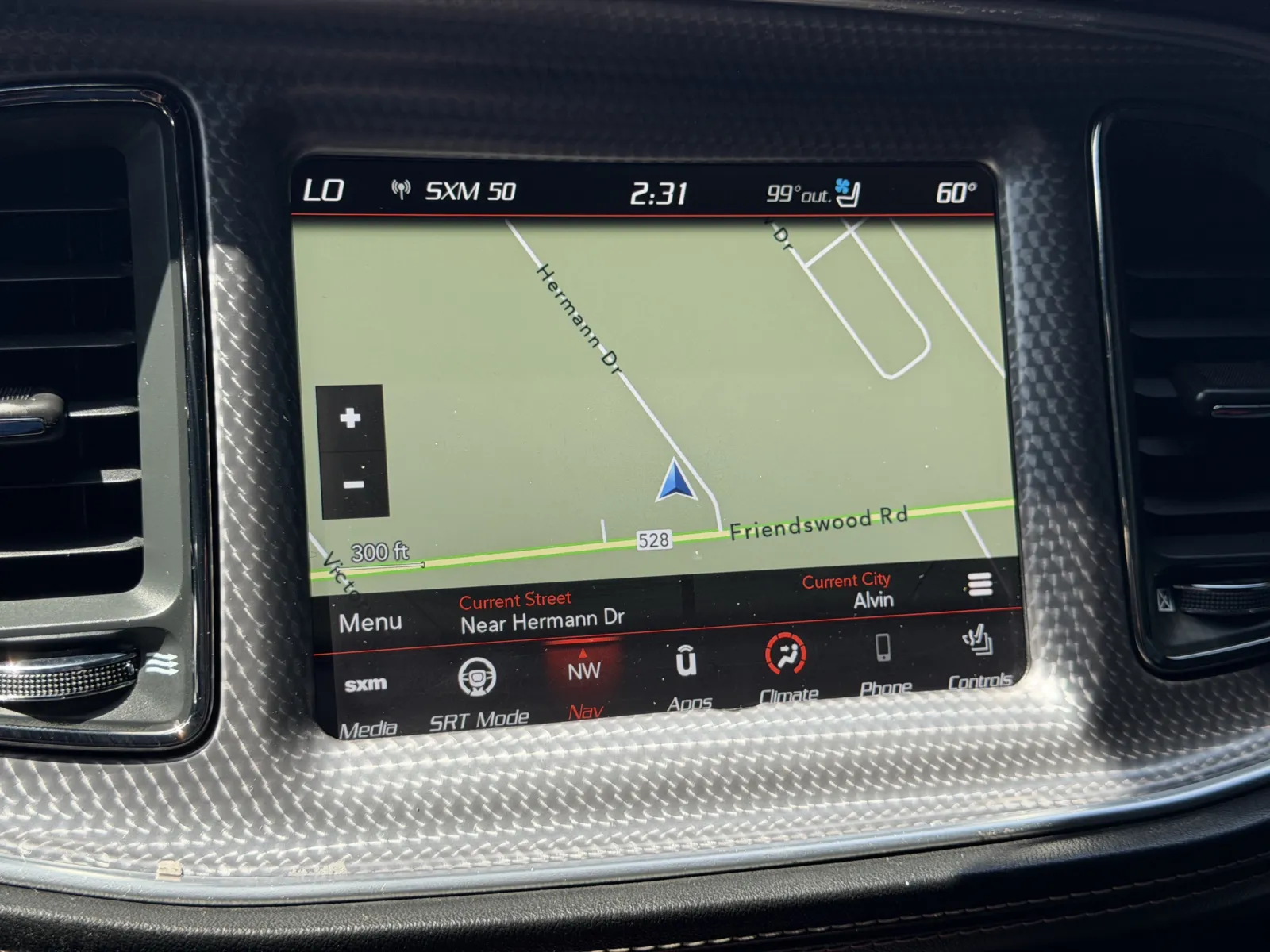 Dodge Challenger photo 12