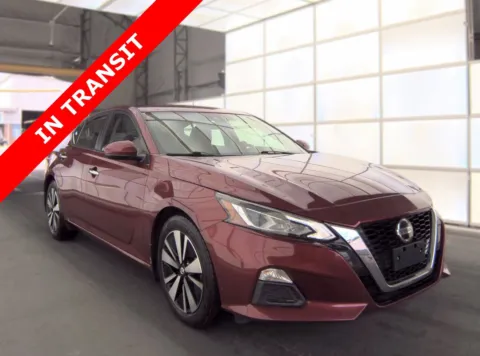 Another view of 2022 Nissan Altima 2.5 SV for sale in Alvin, TX at Auto Boutique Texas