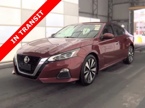 Red 2022 Nissan Altima 2.5 SV for sale in Alvin, TX