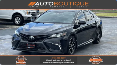 Black 2024 Toyota Camry SE for sale in Alvin, TX
