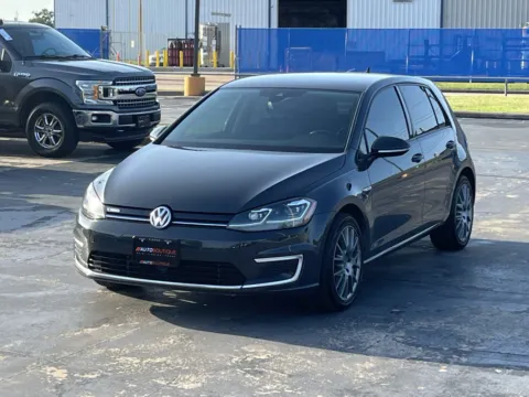 Photos of 2019 Volkswagen e-Golf SEL Premium for sale in Alvin, TX at Auto Boutique Texas