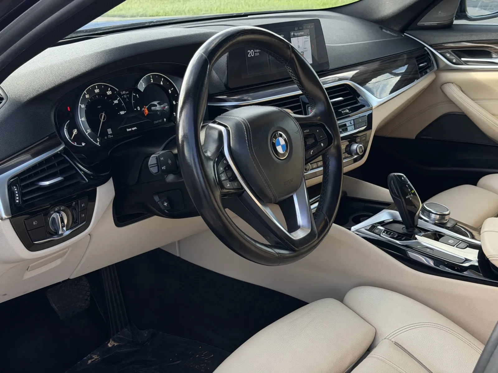 BMW 5 Series photo 23