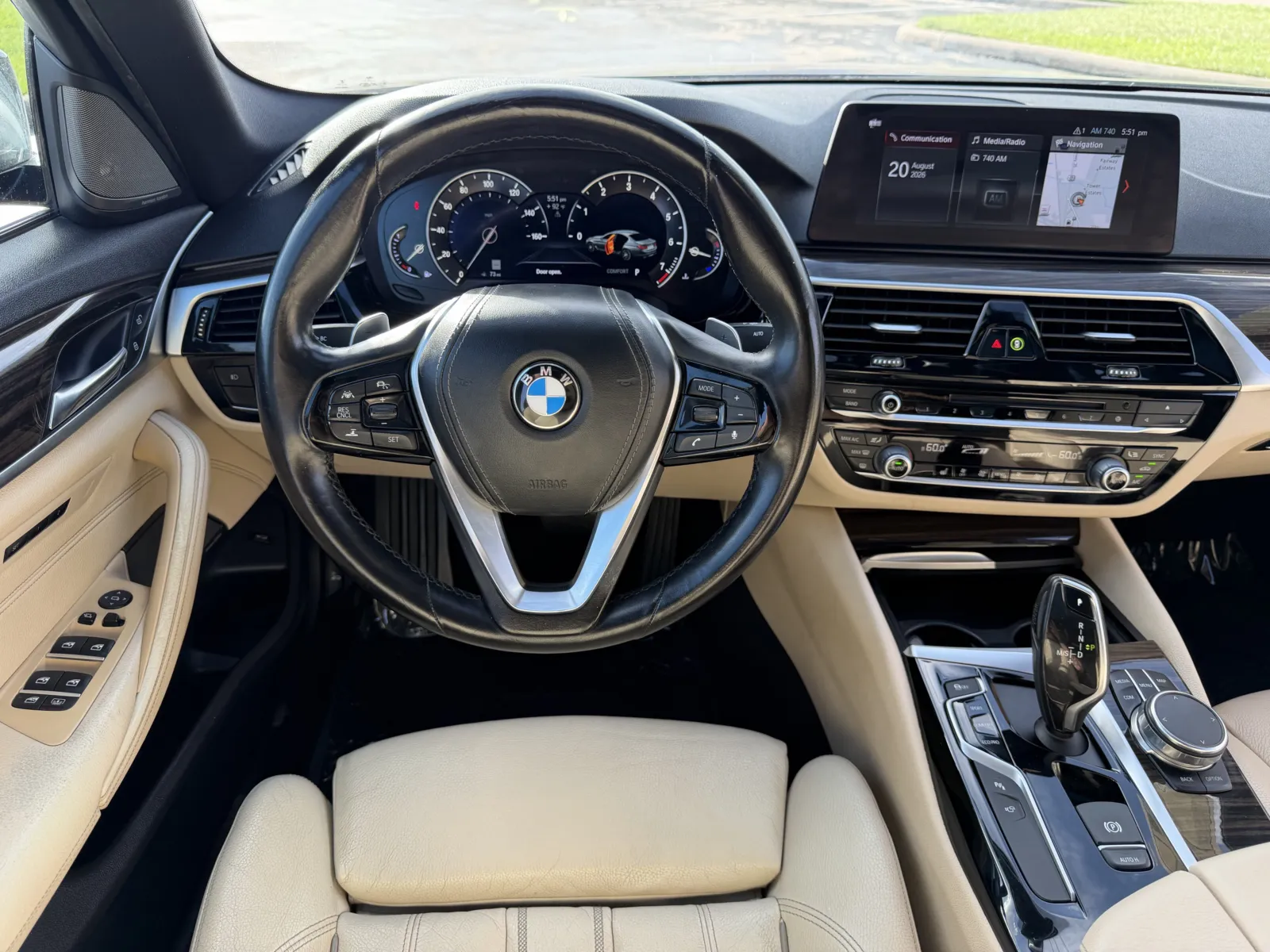 BMW 5 Series photo 27