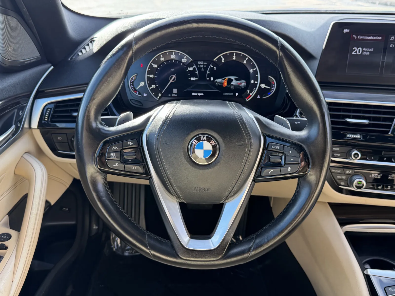 BMW 5 Series photo 12