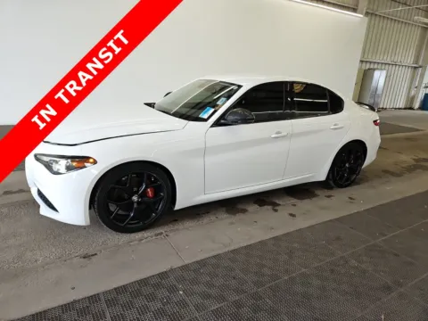 White 2020 Alfa Romeo Giulia for sale in Alvin, TX