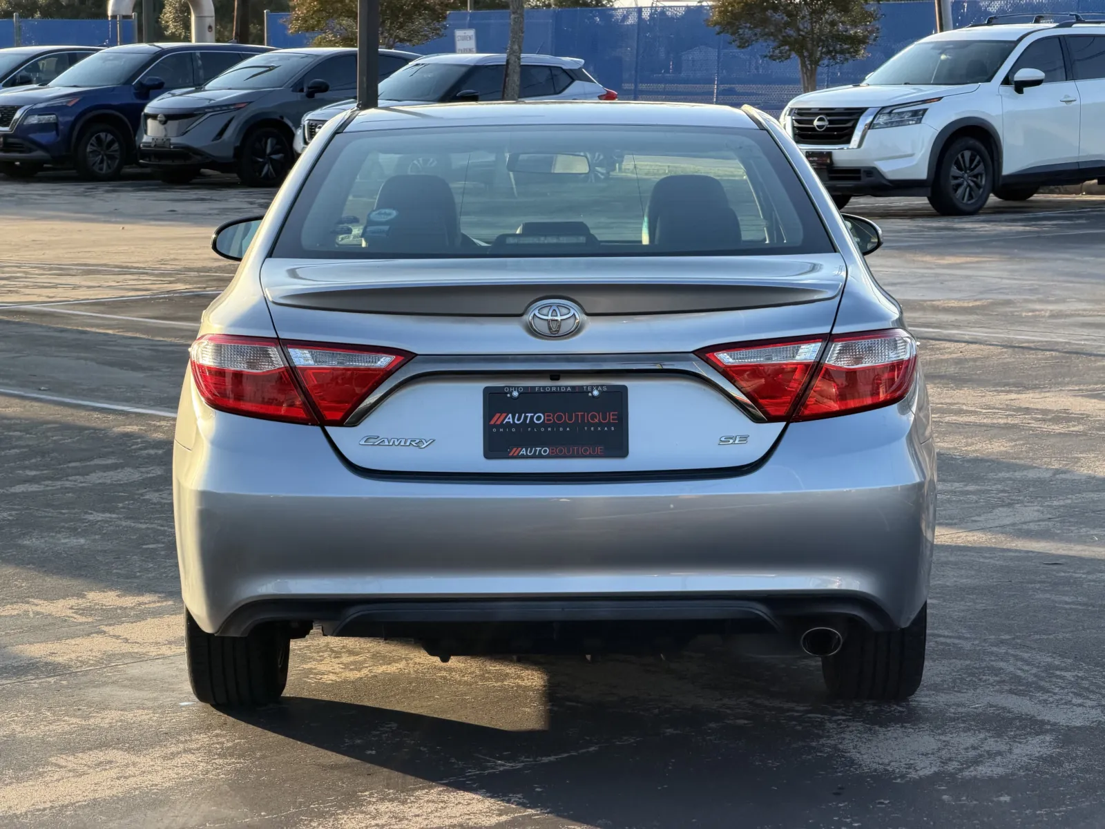 Toyota Camry photo 8