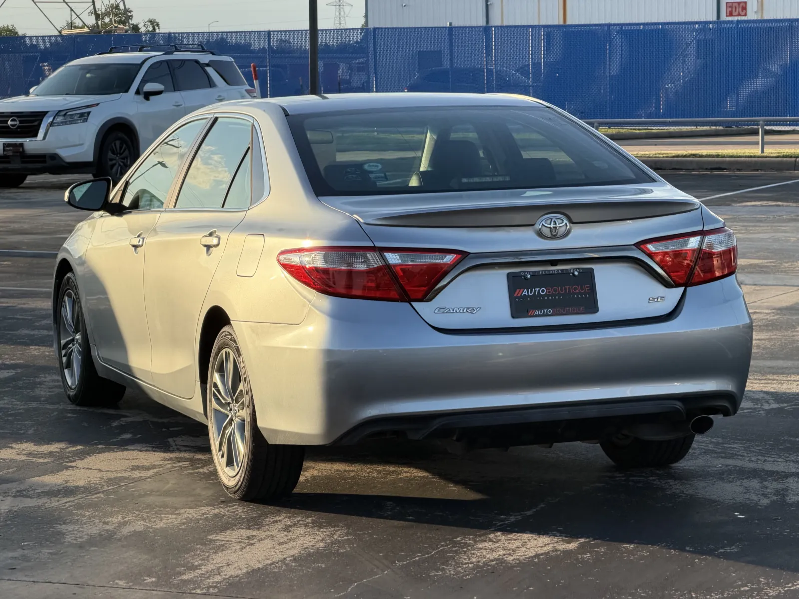 Toyota Camry photo 6